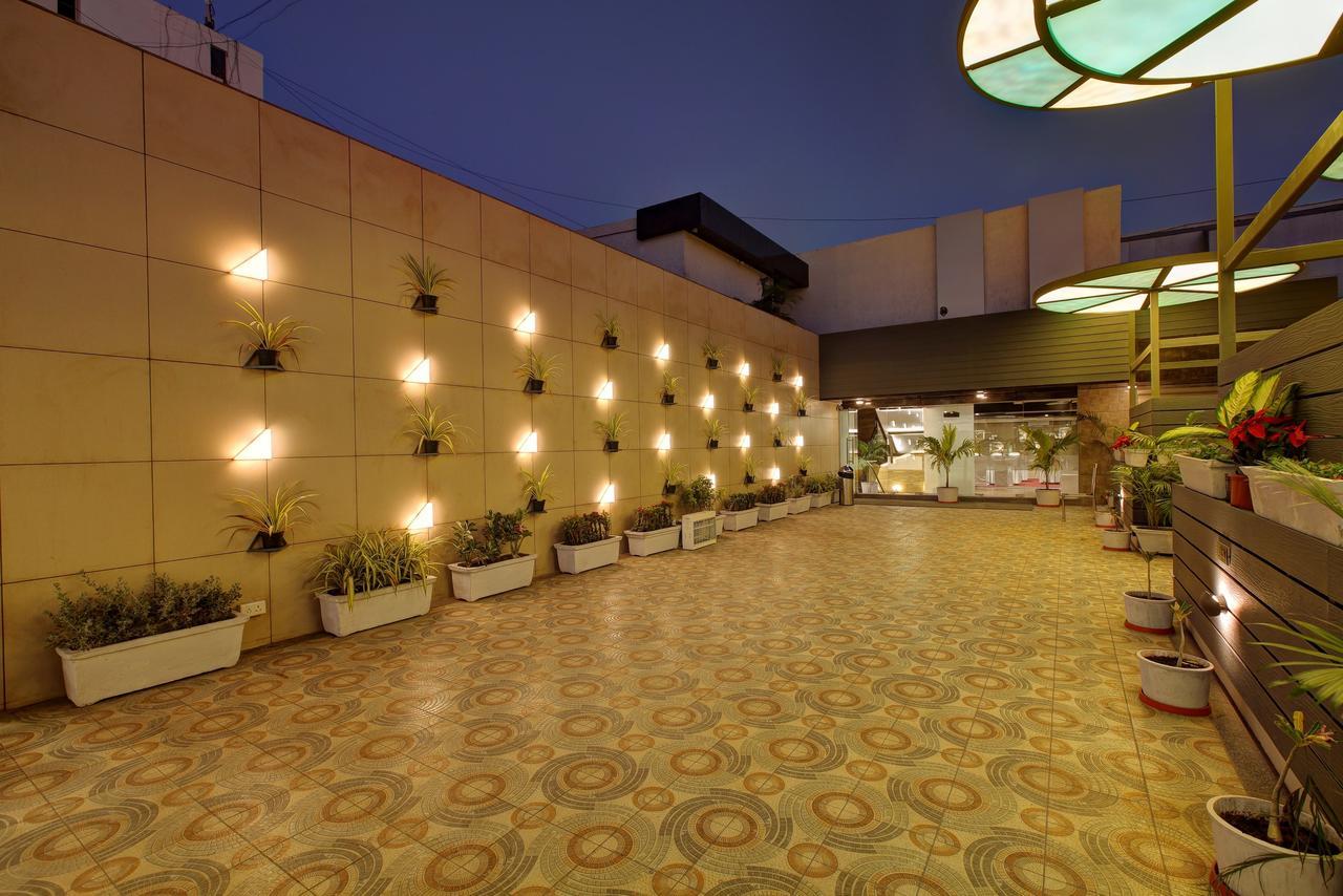 Hotel O Ellis アーメダバード エクステリア 写真